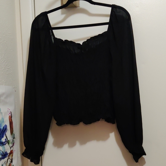 Hippie Rose Elegant Black Blouse - Picture 3 of 5